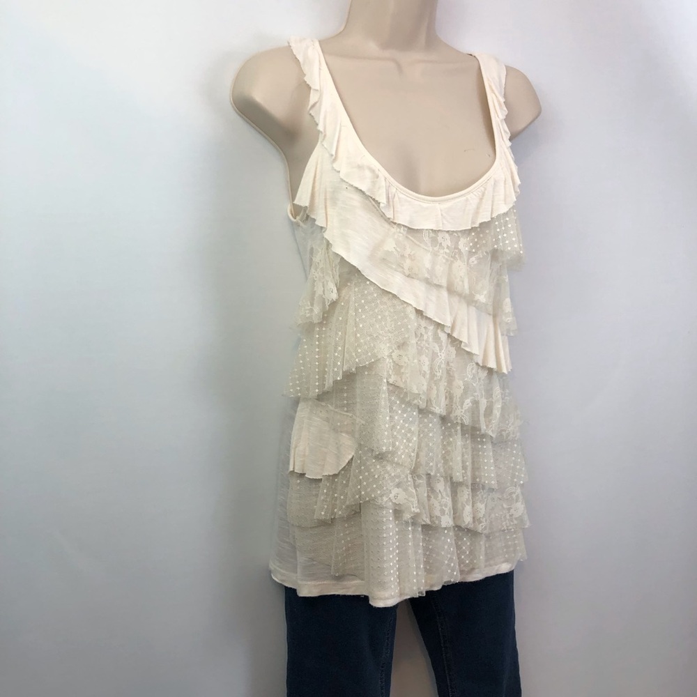 Eyeshadow Multi Layer Lace Front Tank Top - Picture 3 of 15